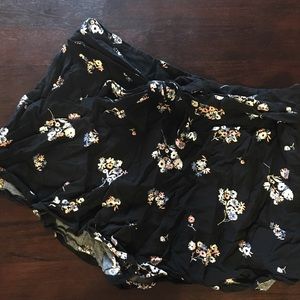 Black floral Maurices linen shorts